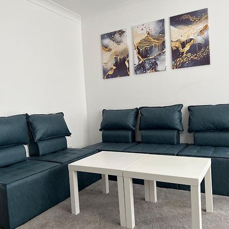 Springfield House- Near Newcastle Centre, Hospital And Keele University! Stoke-on-Trent Ngoại thất bức ảnh